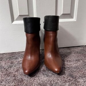10 Crosby Derek Lam Black and Brown Ankle Boots 7.5M